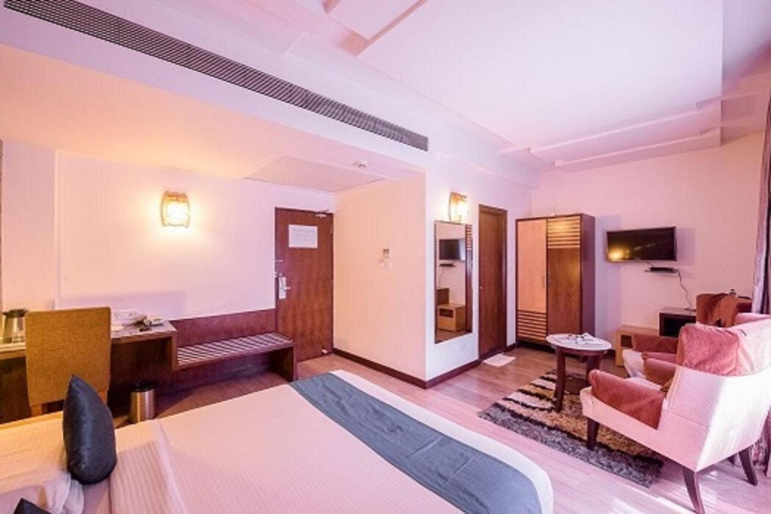 Hotel Silicrest Bengaluru Kültér fotó