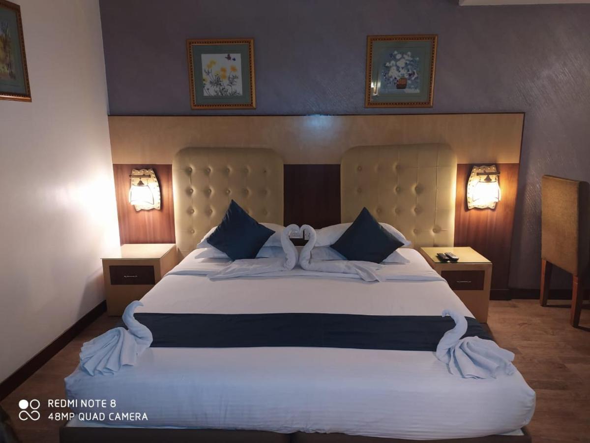 Hotel Silicrest Bengaluru Kültér fotó
