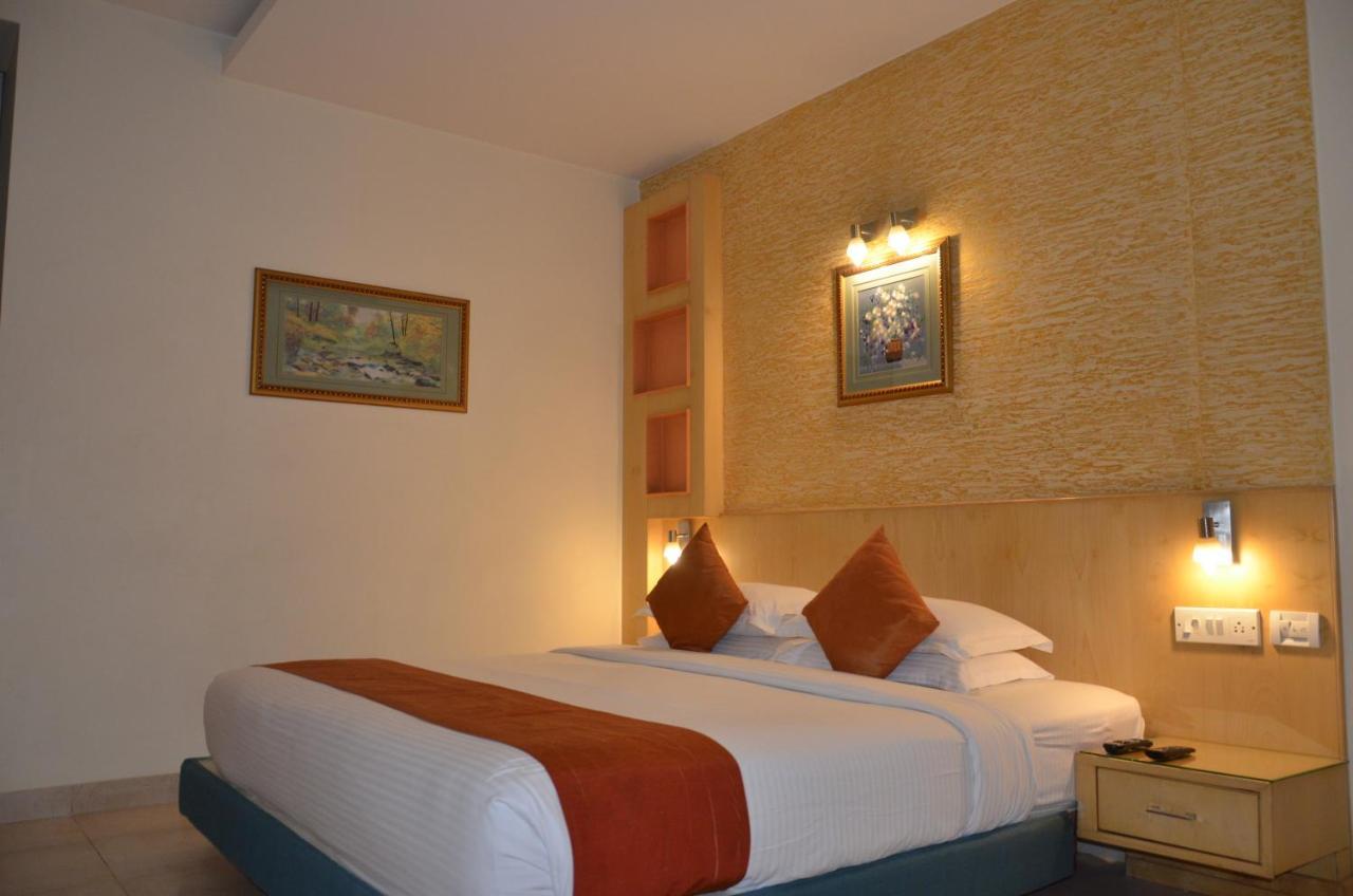 Hotel Silicrest Bengaluru Kültér fotó