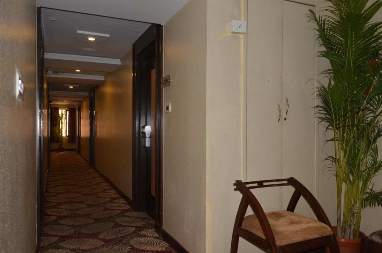 Hotel Silicrest Bengaluru Kültér fotó